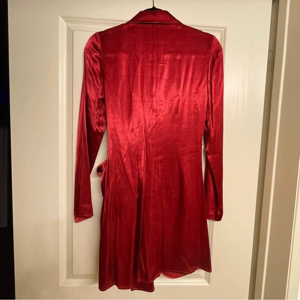 H&M Red Satin Wrap Blazer Dress - Picture 2 of 7